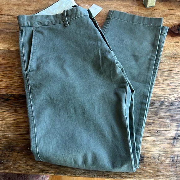 J Crew Flex Slim Khaki Pants. NEW - Picture 1 of 7